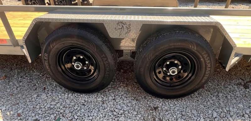 2025 STT 7x20 10K Utility Trailer with 2 inch Tube Top - gate view