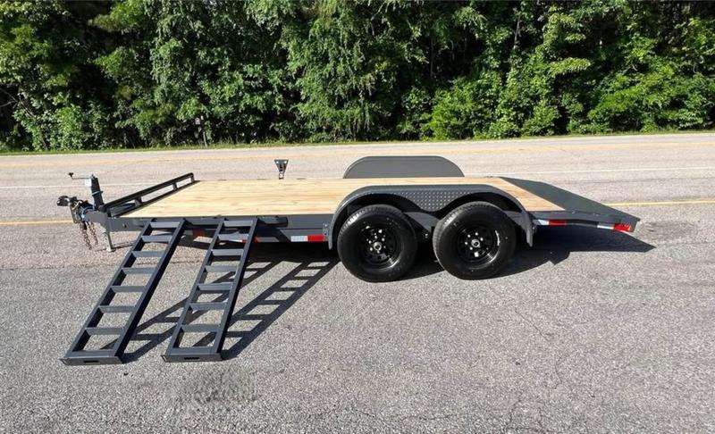 2025 STT 83 x 16 10K Wood Deck Car Hauler - deck view