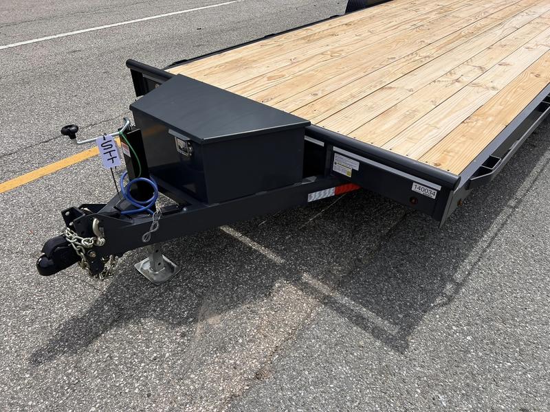 2025 STT 83x20 10K wood deck car hauler - side view